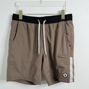 VUORI Novelty Kore Lined Athletic Shorts Performance Mens M in Fossil Gym